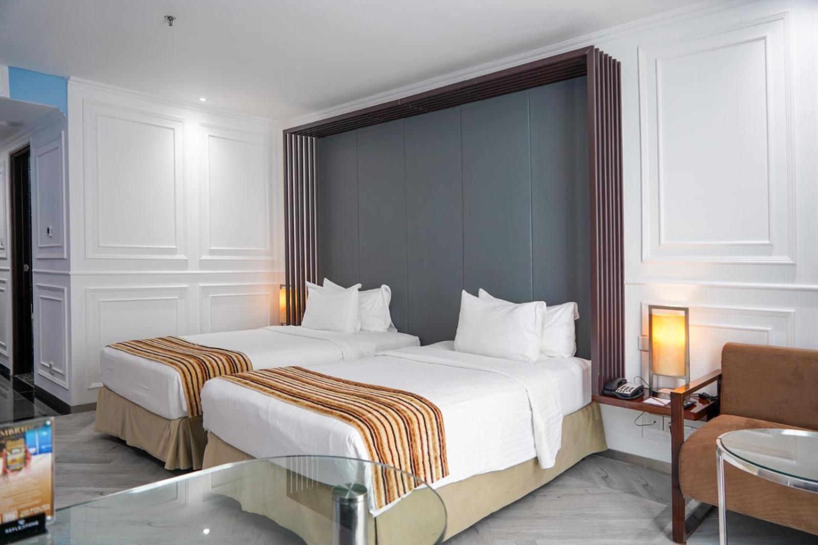 Cambridge Hotel Medan Kültér fotó