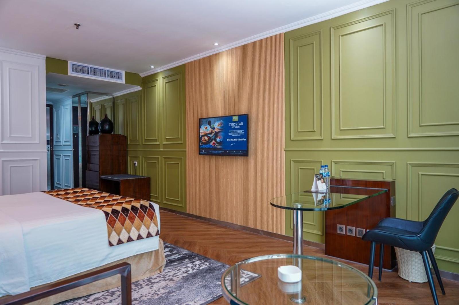 Cambridge Hotel Medan Kültér fotó